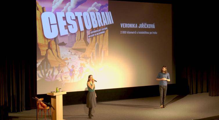 Cestobraní nabídlo téměř sedmihodinový let kolem světa 