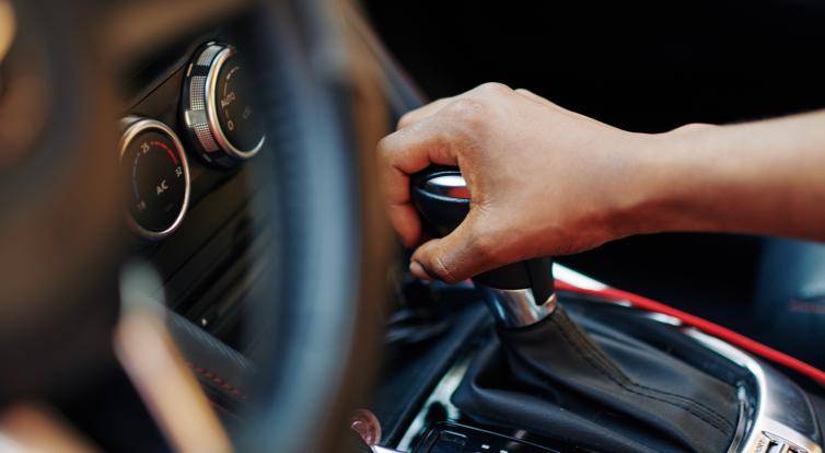 Řidička dodávky nadýchala ve Střelné přes jedno promile, neměla ani řidičák