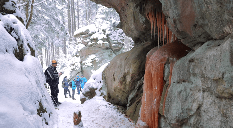 Pulčínské ledopády jsou branou do pohádkové zimy