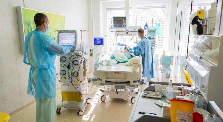 Po boji o život přichází další péče. Zlín otevřel specializovanou ambulanci