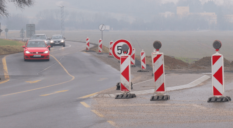 Od poloviny března čeká na řidiče objížďka přes Kněžpole
