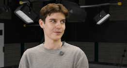 Školy se snaží, ale učitelé často nemají k finanční gramotnosti informace nebo prostor v osnovách. Než na to nadávat, rozhodli jsme se s tím něco udělat, říká spoluautor knihy Neboj se peněz Tomáš Skála