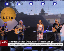 Žalman a spol. zahráli před vyprodaným přístavištěm Baťova kanálu