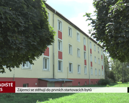 Zájemci se stěhují do prvních startovacích bytů