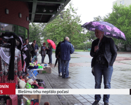 Blešímu trhu nepřálo počasí