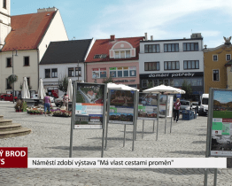 Náměstí zdobí výstava "Má vlast cestami proměn"