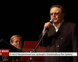 V rámci Narozeninové tour vystoupil v Domě kultury Petr Spálený