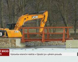 Výstava retenční nádrže v Újezdci je v plném proudu