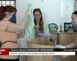 Roznos potravin i šití roušek koordinuje město