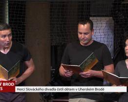 Herci Slováckého divadla četli dětem v Uherském Brodě