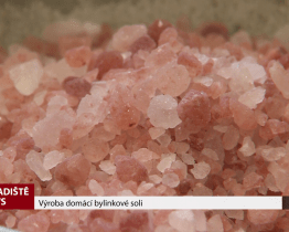 Výroba domácí bylinkové soli