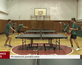 Při trénincích pomáhá robot