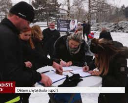 Dětem chybí škola i sport