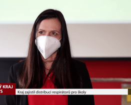 Kraj zajistil distribuci respirátorů pro školy