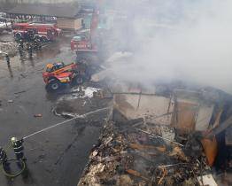 U požáru v Moravském Písku zasahovalo 90 hasičů