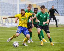 Fotbalisté Zlína nestačili na poslední Příbram, 0:1 prohrálo i Slovácko se Spartou 