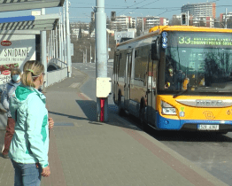 Od 12. dubna dojde k částečnému otevření služeb