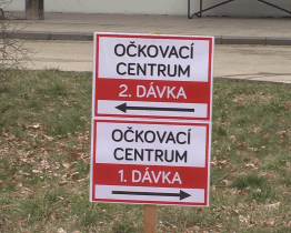 K očkování proti koronaviru se mohou registrovat občané 55+