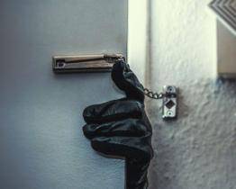 Recidivista na svobodě dlouho nevydržel