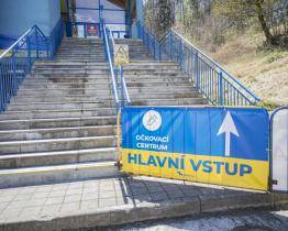 Ode dneška se k očkování mohou hlásit lidé od 50 let