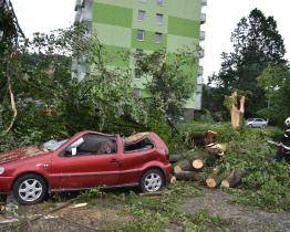 Čtvrteční bouře napáchala v Luhačovicích škody za desítky milionů korun