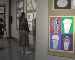 Absolventi ZUŠ se rozloučili výstavou v muzeu