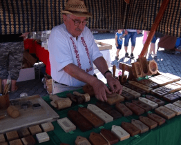 Masarykovo náměstí opět ožilo jarmarečním ruchem