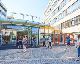 Nový akademický rok by měl na zlínské univerzitě začít podle plánu