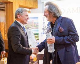 Hledají se přátelé múz