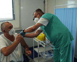 Zájem o vakcínu předčil očekávání