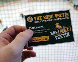 Hokejisté zpestří akci na Lapači autogramiádou