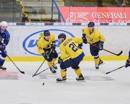 Hokejové generálky: Vsetín vyhrál, Berani padli s Kometou po prodloužení