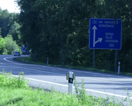 Lávka má zajistit bezpečný přechod silnice