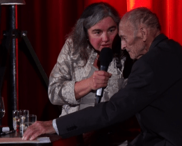 Legendárnímu Jaroslavu Smutnému poděkovaly desítky folkloristů