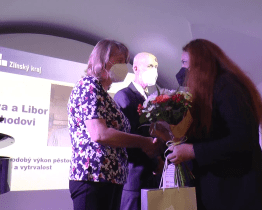 Zlínský kraj ocenil pěstouny za jejich obětavou péči