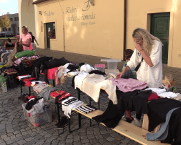 Maminky se sešly na bazárku