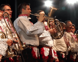 Podzim nabídne dechovky i divadlo