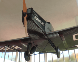 Baťovo letadlo už patří oficiálně městu