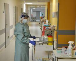 Vsetínská nemocnice musela otevřít druhou covidovou stanici