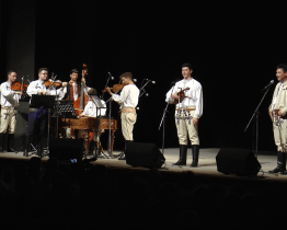 V Brodě pokřtili zpěvník Lubomíra Málka,0,