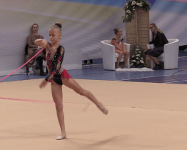 Moderní gymnastky se utkaly v Dubňanech