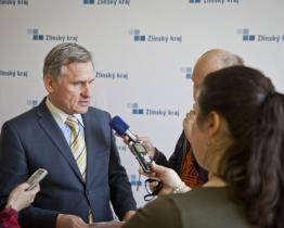 Jiří Čunek podá trestní oznámení na hejtmana Radima Holiše