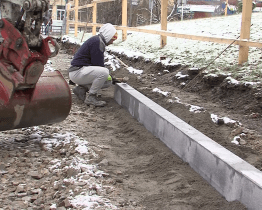 V lokalitě zámeckého parku vzniká unikátní vsakovací parkoviště