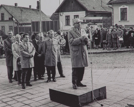 Nový kalendář obsahuje snímky města a lidí v poválečné době 