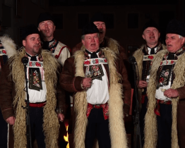 Koncert ze střechy byl věnován zdravotníkům