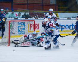 Berani zvládli derby s Kometou, na Kladno však dál ztrácejí třináct bodů 