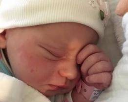 Prvním letošním miminkem ve Zlínském kraji je Hugo