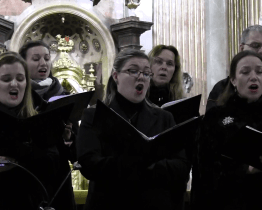 Český filharmonický sbor přednesl ve Veselí vánoční písně