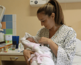 Narodilo se více děvčat než chlapců