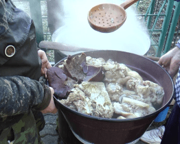 Panelákové sídliště provoněla zabíjačka